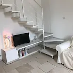 בית נופש Torre Della Corte Antica מורצ'יאנו די לאוקה