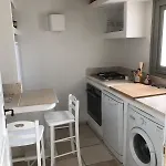 בית נופש Torre Della Corte Antica מורצ'יאנו די לאוקה